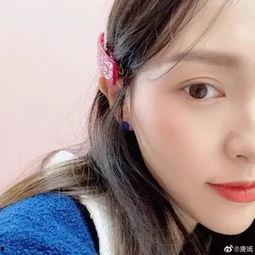 吃瓜自拍女,揭秘吃瓜女孩的时尚生活