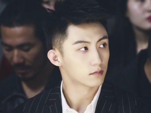 黄景瑜吃的瓜,瓜田里的甜蜜邂逅