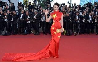 走红毯吃瓜,明星们的“吃瓜”时刻